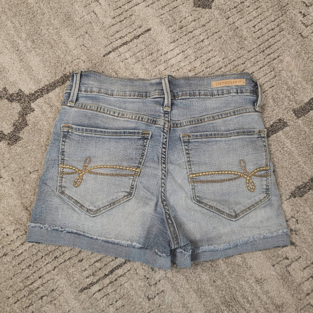 Denizen High Rise Shortie Jeans shorts size 3 - Picture 4 of 4